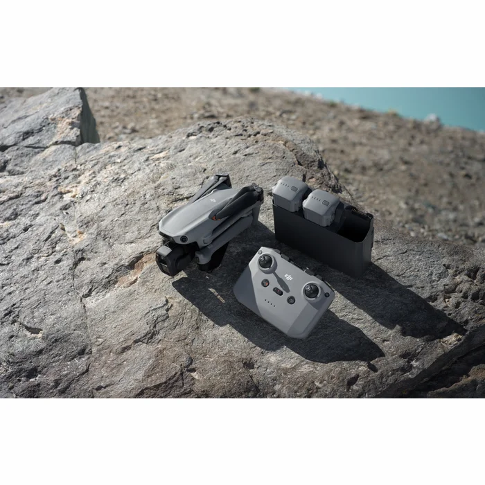 Droni DJI Air 3S Fly More Combo (DJI RC-N3)